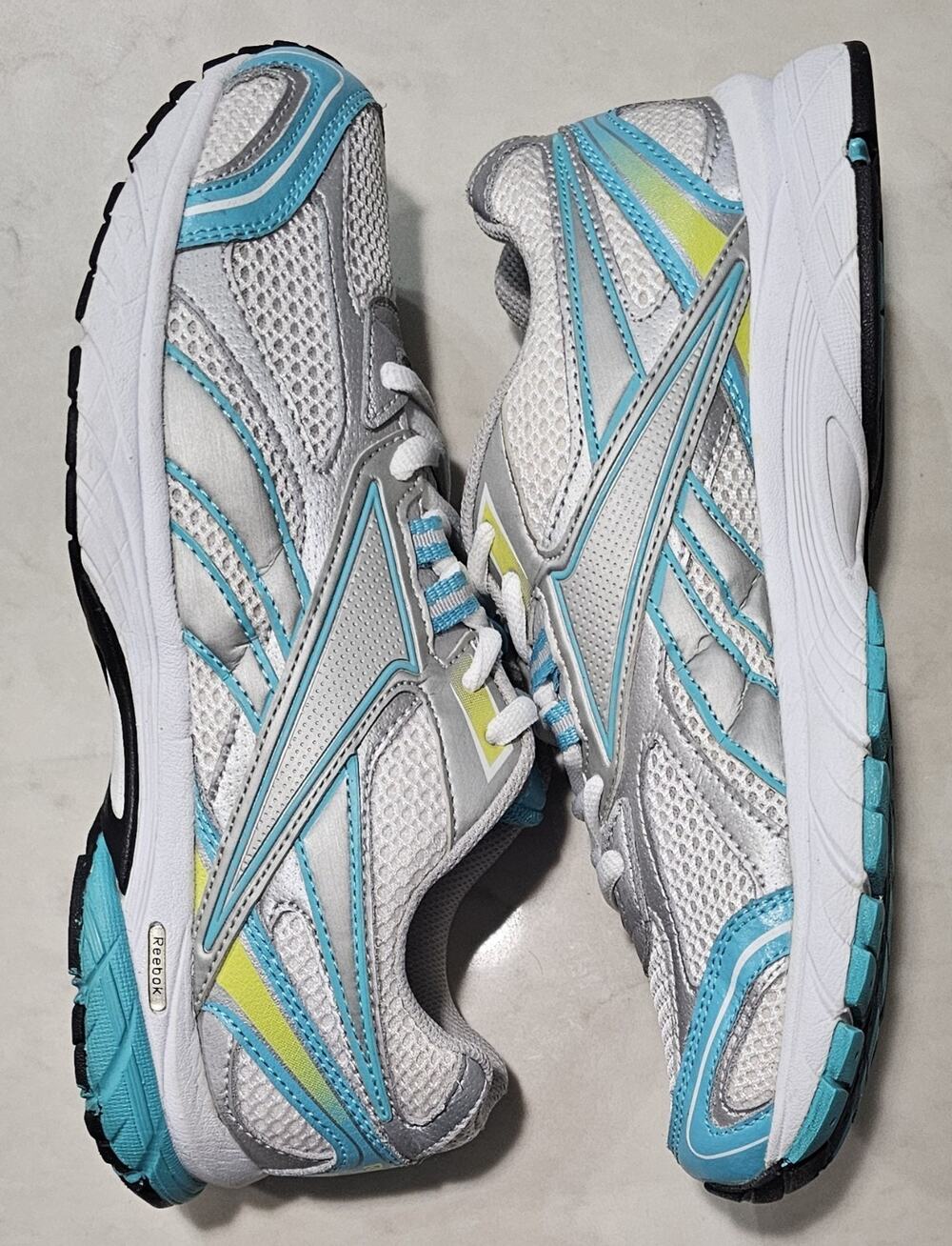 Reebok RunTone Running Shoes Women's Size 8.5 Silver Blue Yellow 1AP501